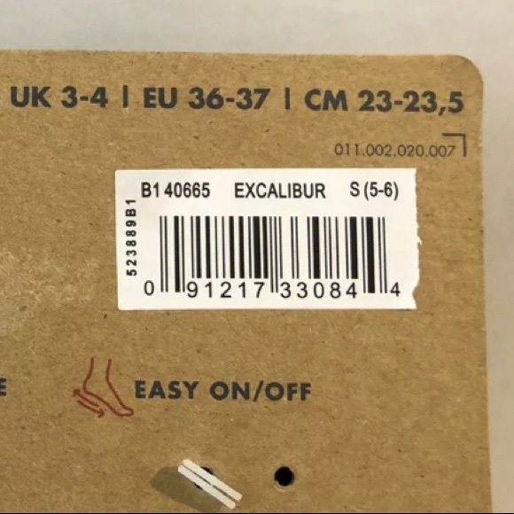 NEW Gray Fuzzy Dearfoam Memory Foam Slippers Indoor Outdoor Size Small - Picture 4 of 5